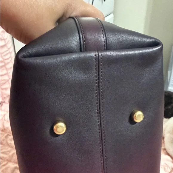 Coach Empire 40 in Merlot - Picture 14 of 16